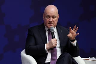 Image for Poll shows falling support for New Zealand National Party and Prime Minister Luxon