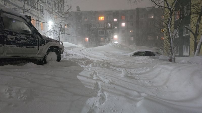 Image for Record snow fall in Russian far east sows fun, frustration and massive drifts