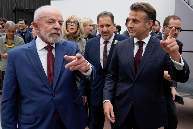 Image for Lula, Macron discuss US tariffs, Mercosur-EU deal in phone call