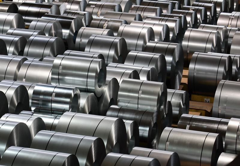 Image for EU promises support for steel sector as US trade tariffs loom