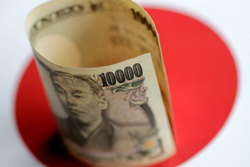 Image for Traders place record bet on rising Japanese yen, eyeing further rate hikes