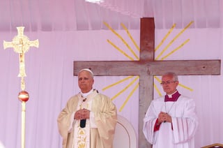 Image for Pope Leo decries exploitation by world's 'authoritarians' during Angola trip