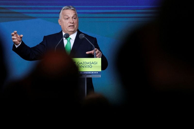 Image for Moody's cuts Budapest's rating to junk due to row with national government