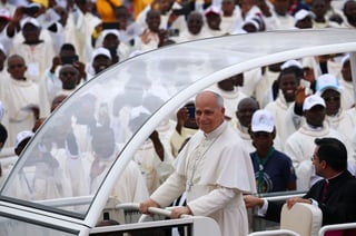 Image for Tens of thousands gather outside Angolan capital for Pope Leo Mass