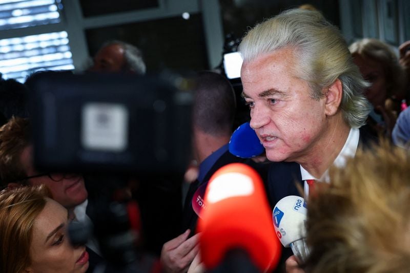 Image for Lawmakers quit Dutch far right leader Wilders' faction in threat to leadership