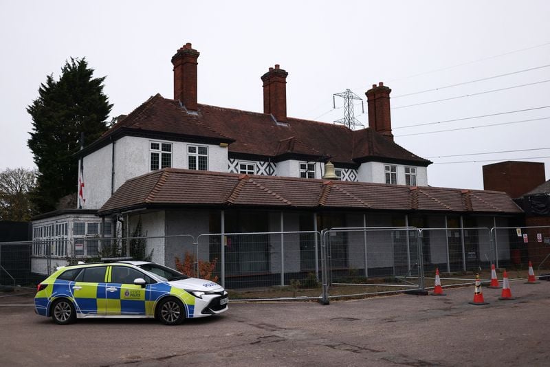 Image for UK council loses bid to remove asylum seekers from hotel at centre of protests