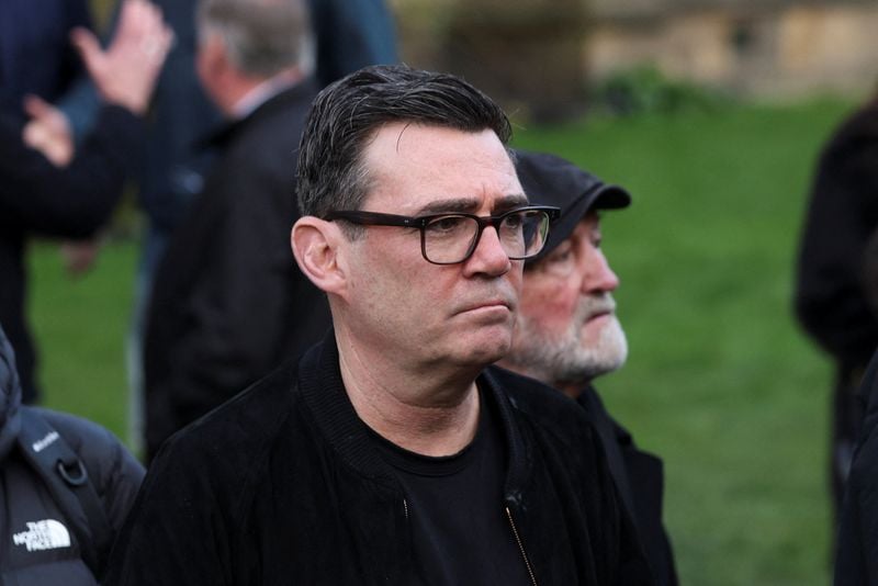 Image for Starmer rival Burnham says he will seek a return to UK parliament