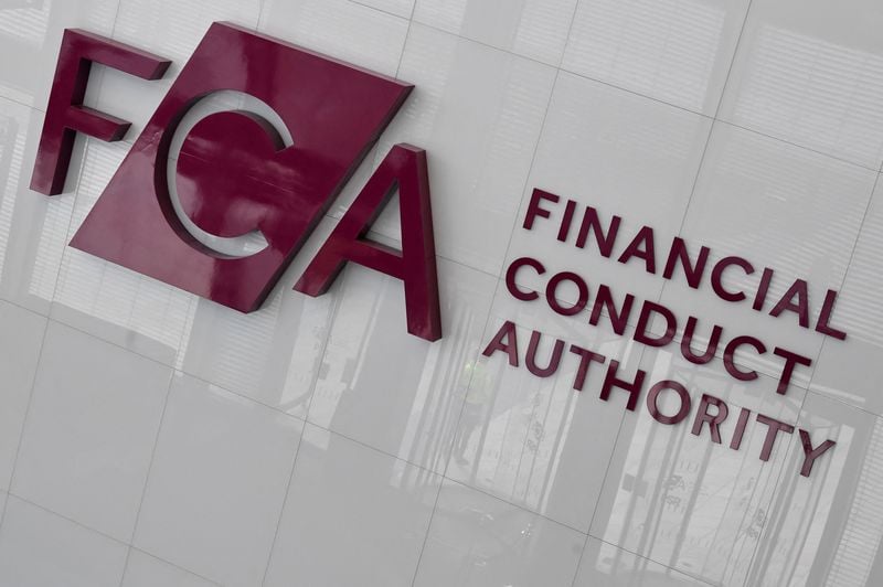 Image for British regulator eases short selling rules for hedge funds