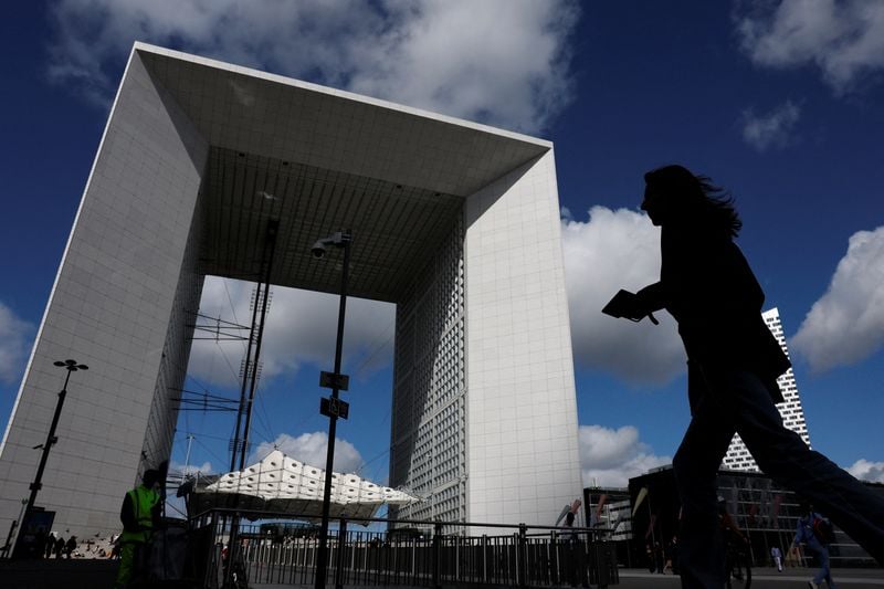 Image for Bank chief says corporate tax surcharge extension will make France uncompetitive