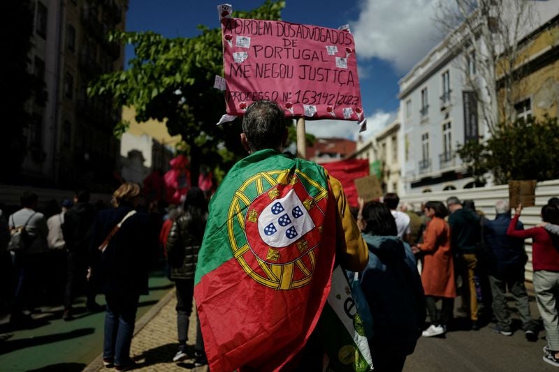 Image for Portugal launches labour reform criticised by unions