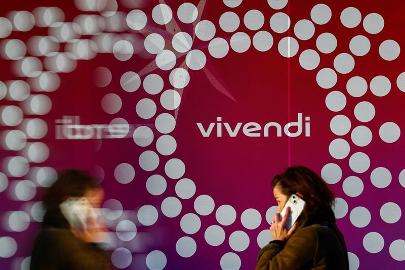 Image for Poste Italiane not promoting changes at the helm of Telecom Italia