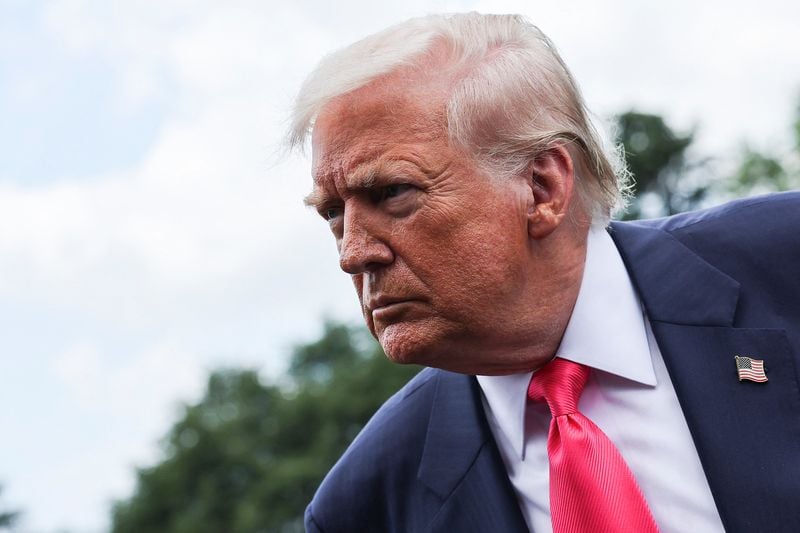 Image for Trump says Zelenskiy should not target Moscow