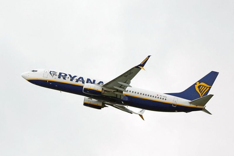 Image for Italy antitrust regulator fines Ryanair $300 million over dealings with travel agencies