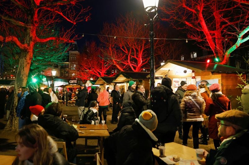 Image for Dutch economy held back by tariffs and uncertainty, central bank says