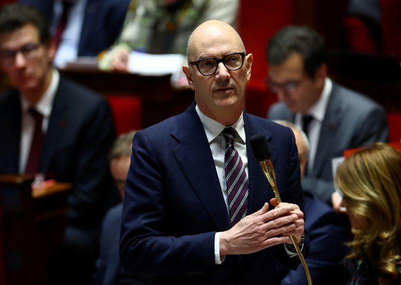 Image for France can still pass budget by year-end, finance minister says