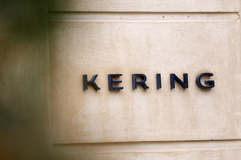 Image for Kering to buy jewellry producer Raselli Franco