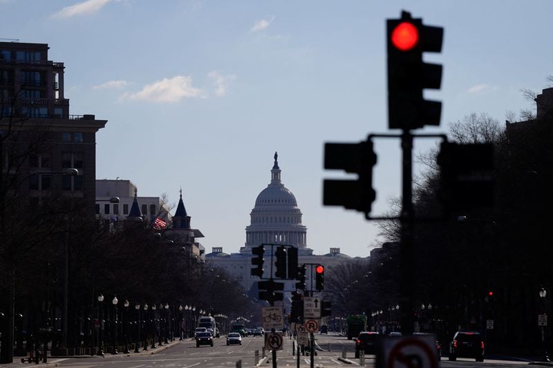 Image for Trump vows to evict homeless from Washington, official says National Guard may be deployed