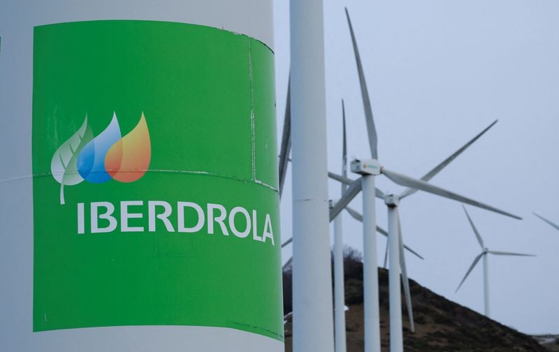 Image for Europe's top utility Iberdrola to invest $120 billion by 2031 in grids shift