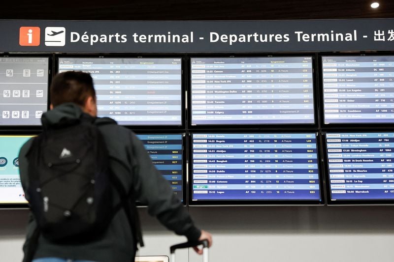 Image for Airline ticket prices soar on Asia-Europe routes after Gulf airport closures