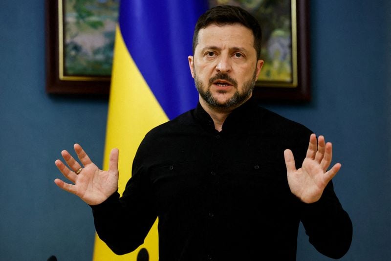 Image for Zelenskiy says talks with Russia need 'more momentum'