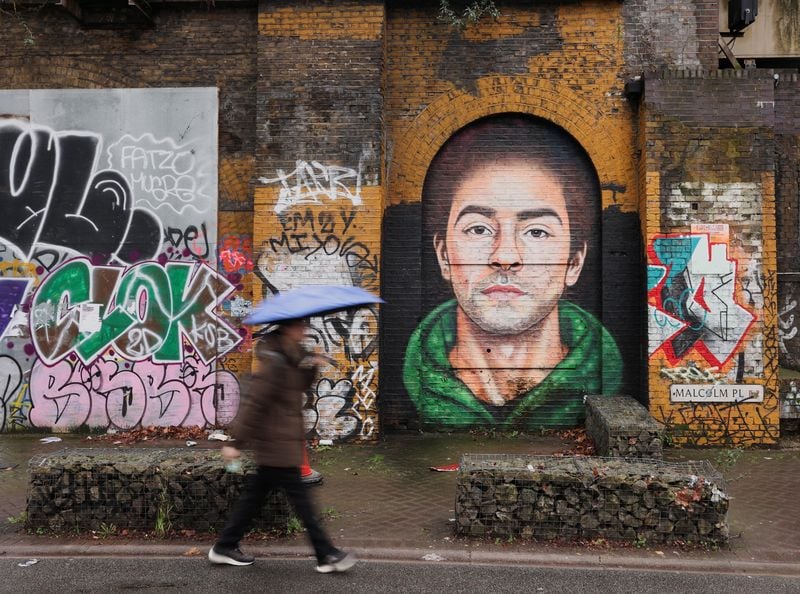 Image for Luigi Mangione, accused of US CEO murder, depicted in London mural