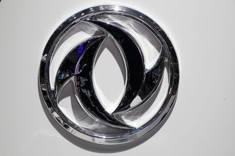 Image for China's Dongfeng targets jump in European vehicle sales to 80,000 next year