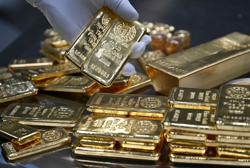 Image for Gold set to extend record-breaking run on global anxieties