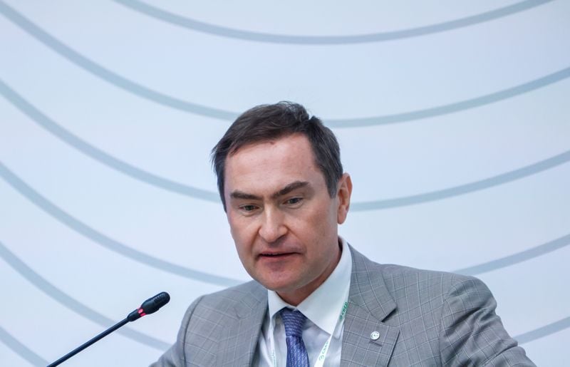 Image for Exclusive-Russia's Sberbank warns of economy overcooling, says key rate below 15% would spur growth