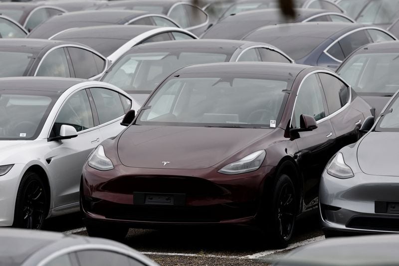 Image for Tesla French car registrations triple in March