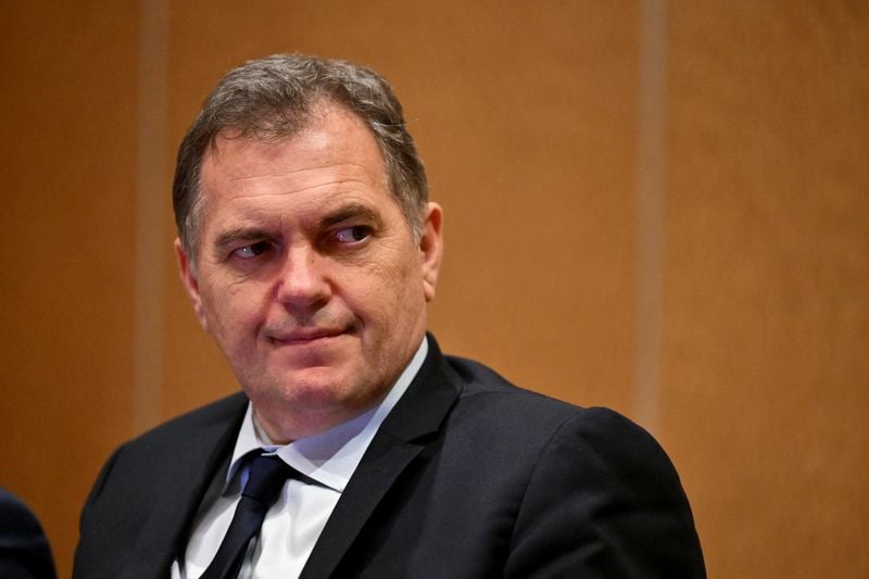 Image for 52 French ships stuck in the Gulf amid Iran conflict, minister says