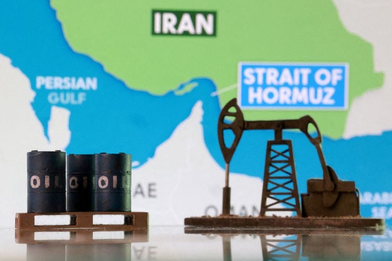 Image for Oil rises as expanding US-Israeli conflict with Iran elevates supply risks