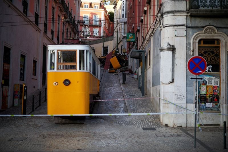 Image for Lisbon man who said 'we're all going to die' escapes funicular crash