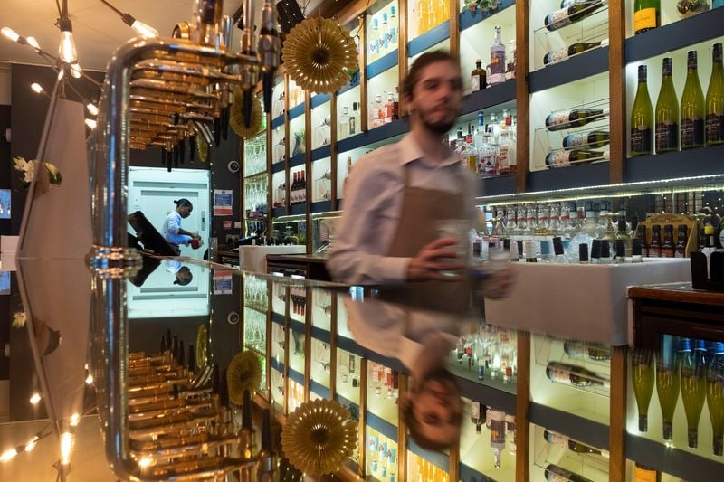 Image for Mitchells & Butlers' first-quarter sales surge on strong Christmas demand