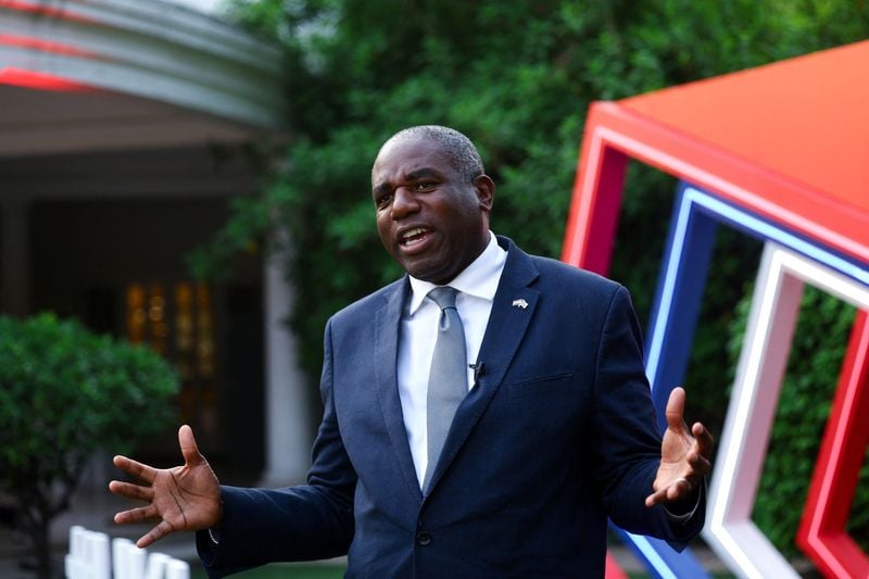 Image for UK foreign minister urges 'calm' in conversation with Iranian counterpart