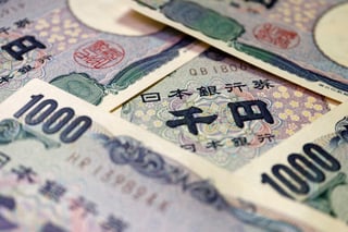 Image for Yen softens after strong week, dollar steady as traders weigh rate outlook