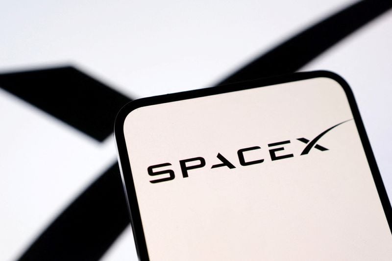 Image for Italy's opposition warns against involving SpaceX in satellite update