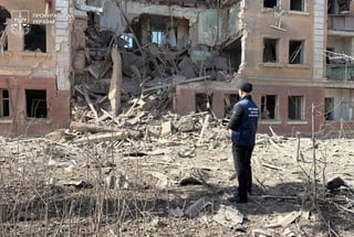 Image for Russian strike on Ukraine's Sloviansk kills four, local official says