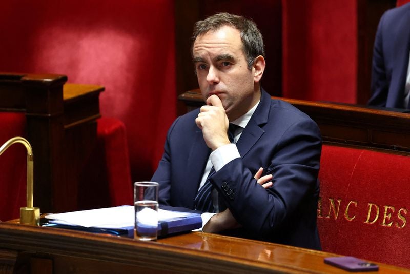 Image for French government survives two no-confidence votes on energy law