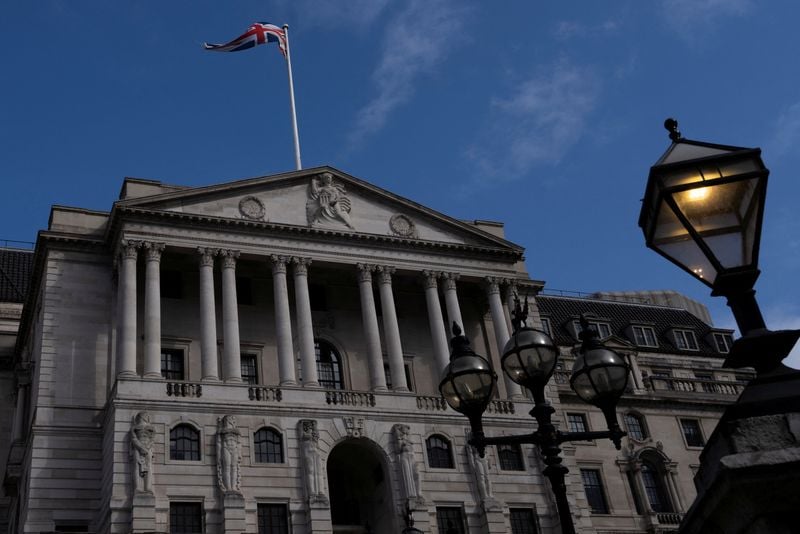 Image for Morning Bid: Split Bank of England set to cut rates