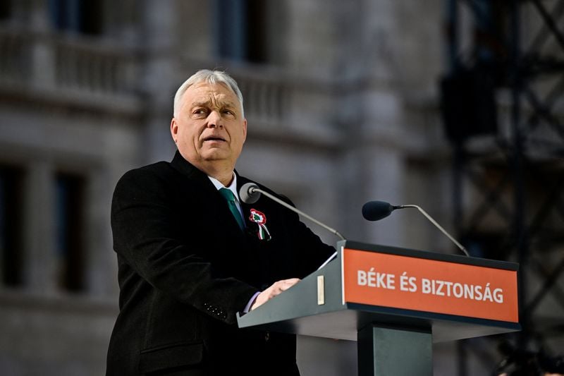 Image for Hungary's Orban orders probe into alleged wiretapping of minister over Russia links