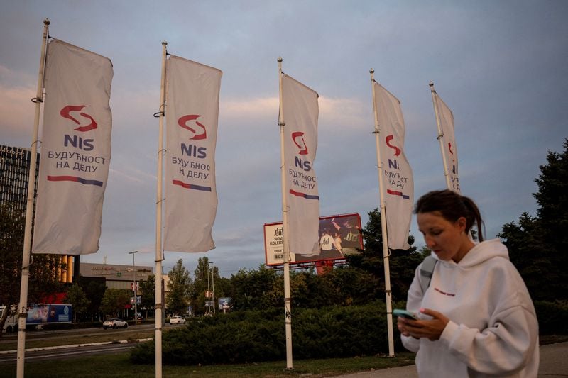 Image for Serbia's US-sanctioned oil firm NIS gets three months to find buyer, energy minister says