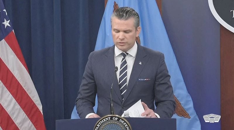 Image for US warns against Iran retaliation as Trump raises 'regime change'