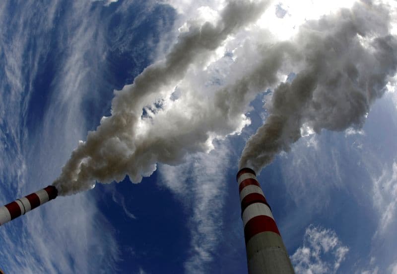 Poland's Tusk Presses EU to Keep Giving Industry Free Carbon Permits