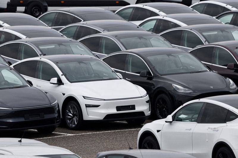 Image for Tesla sales in Portugal fall 1.7% in March