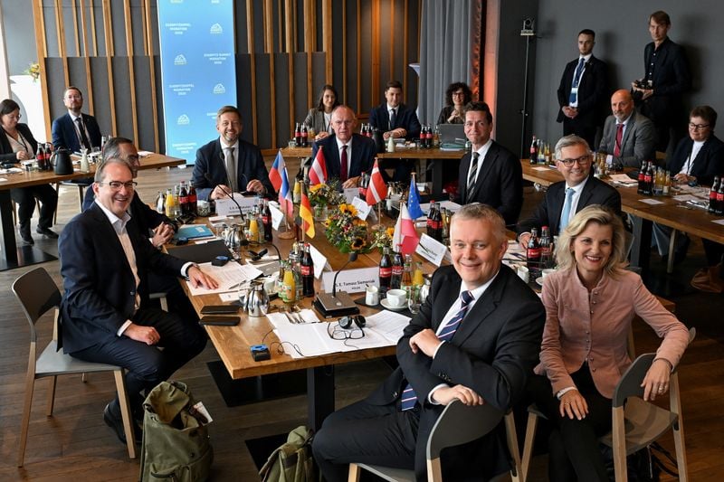 Image for Germany and EU allies push for asylum crackdown and more deportations