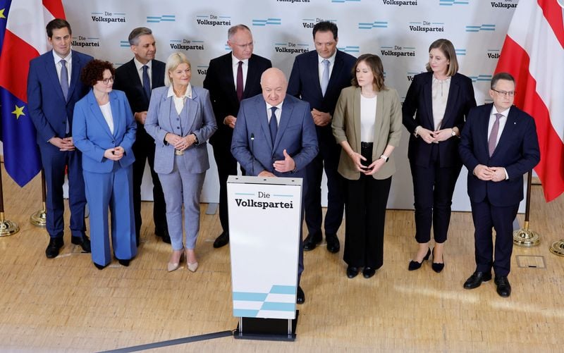 Image for Austrian centrist parties announce future ministers as crucial vote looms