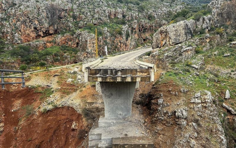 Image for Exclusive-US deploys uncrewed drone boats in conflict with Iran