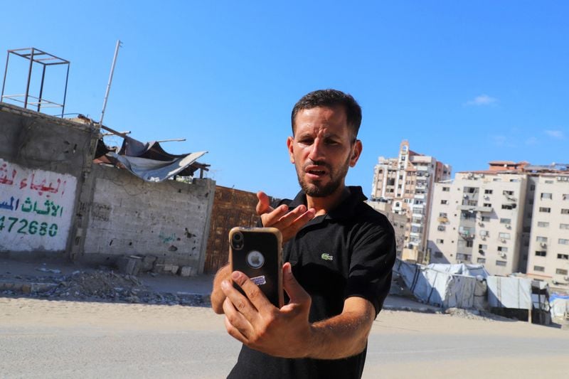 Image for Deaf Palestinian uses social media to highlight Gaza's struggles through sign language