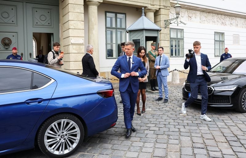 Image for Hungary election winner Magyar expects to form government by mid-May