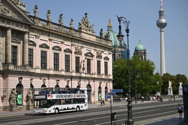 Image for German hospitality sector revenues fall in disappointing summer, survey finds